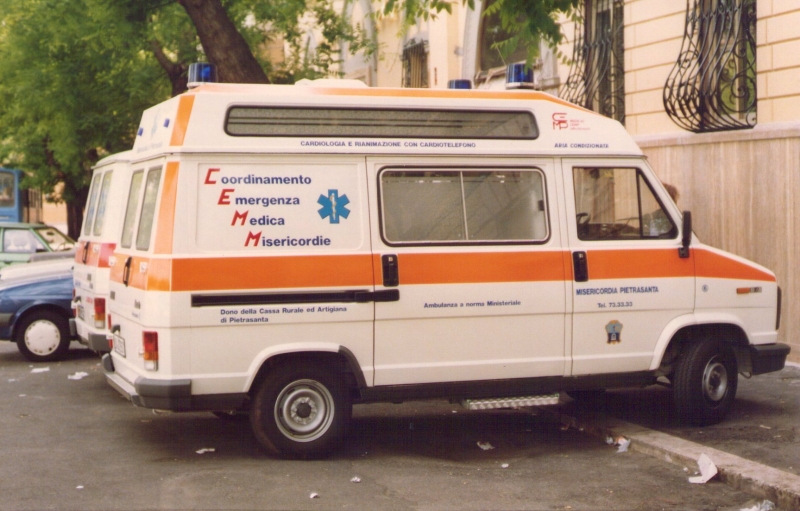 Ambulanza 6 - anni 90