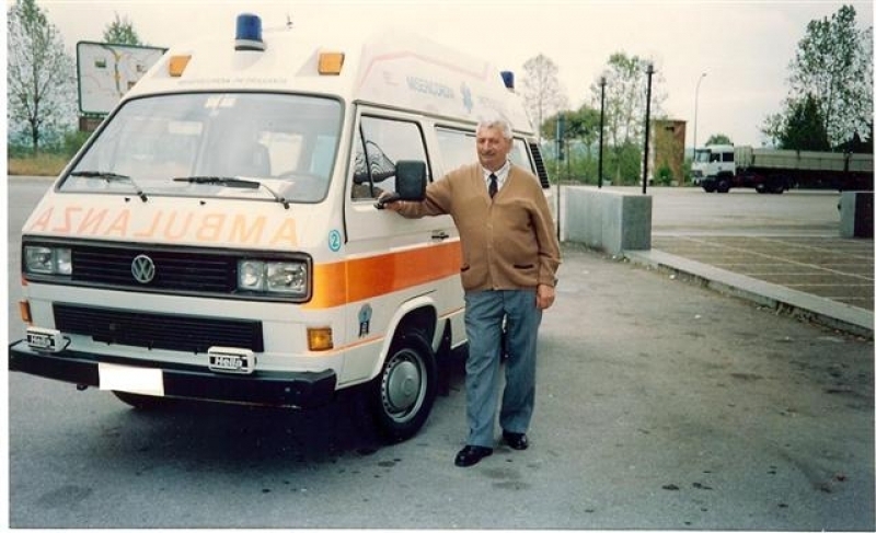 Auto 2 anni 90 - Volontario Marino Lucarini